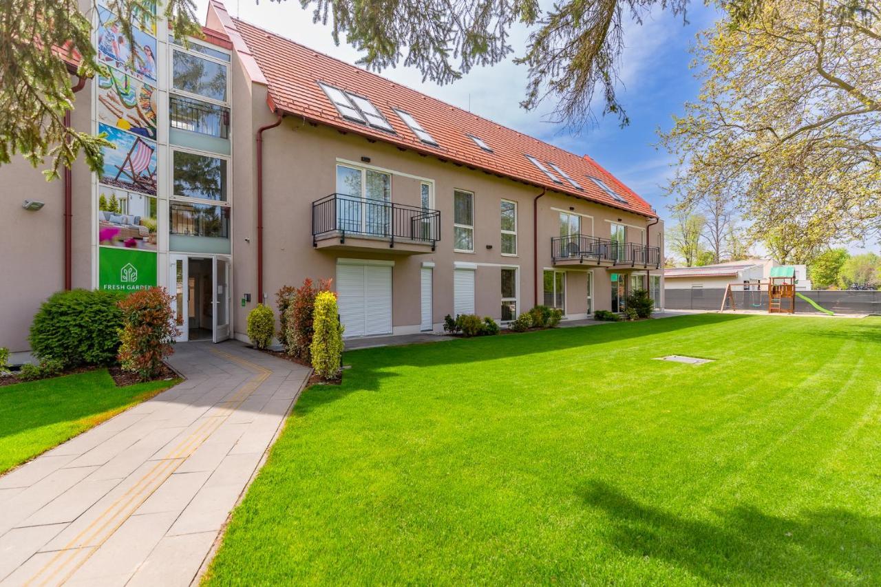 Apartamento FreshGarden 102 Siófok Exterior foto